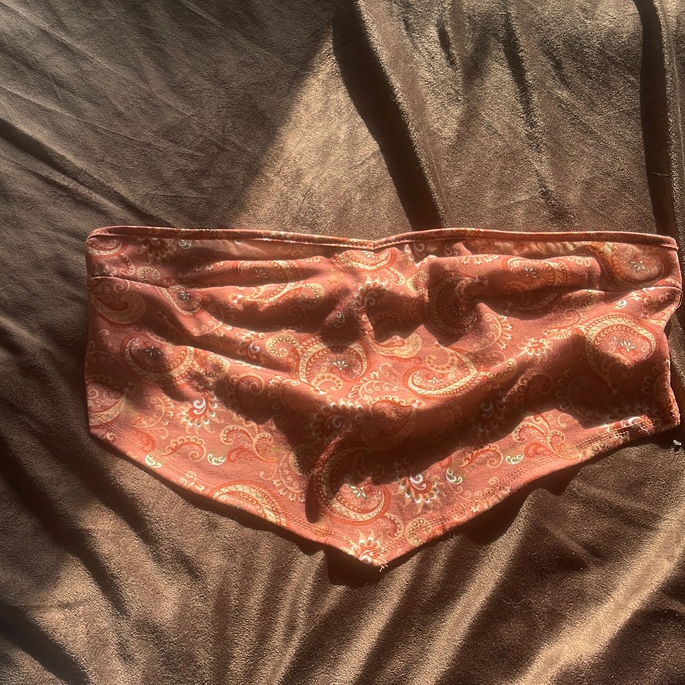 Shein top. Straps around back. Never worn.
